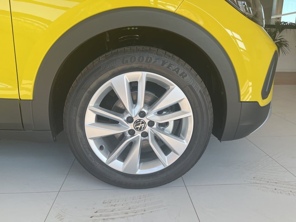 Volkswagen T-Cross nuova a Salerno (7)