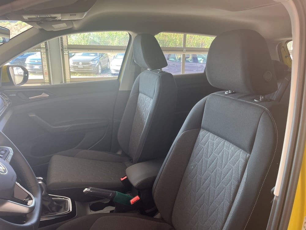 Volkswagen T-Cross nuova a Salerno (8)
