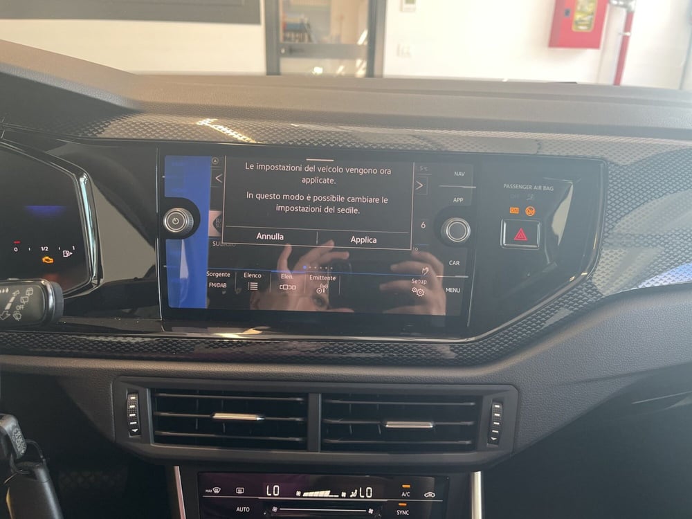 Volkswagen Polo nuova a Salerno (12)