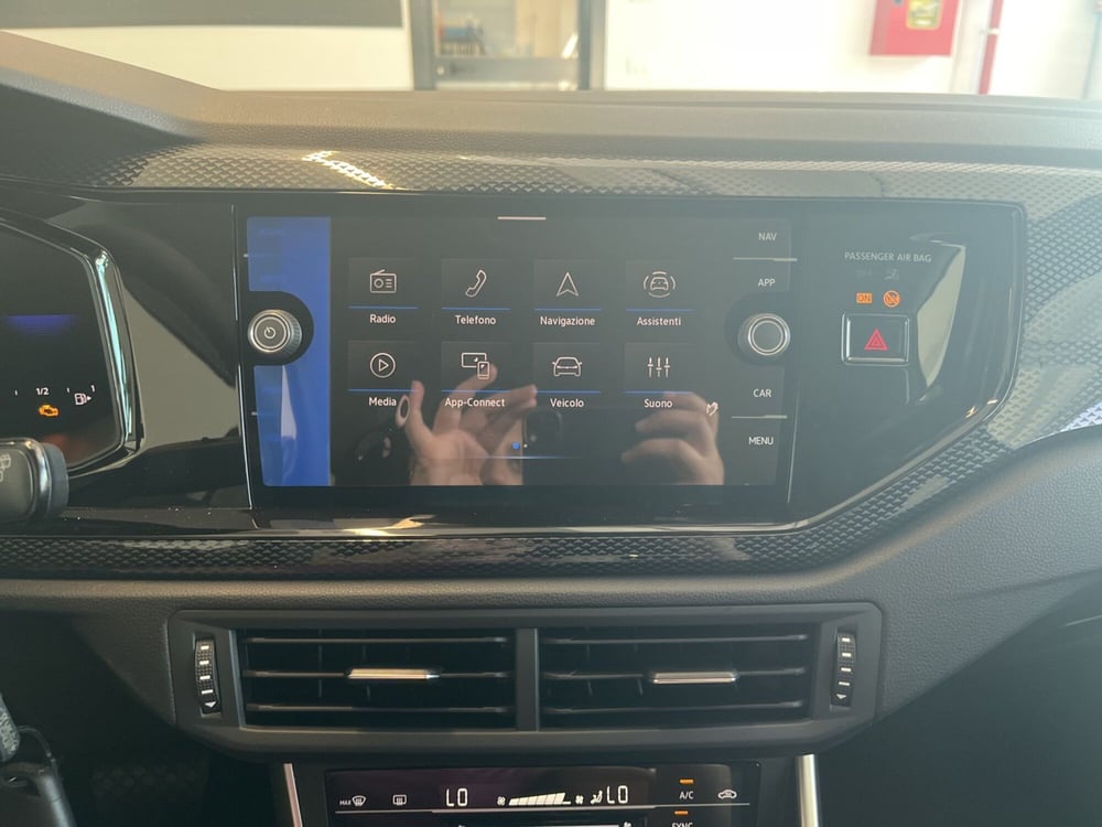 Volkswagen Polo nuova a Salerno (14)