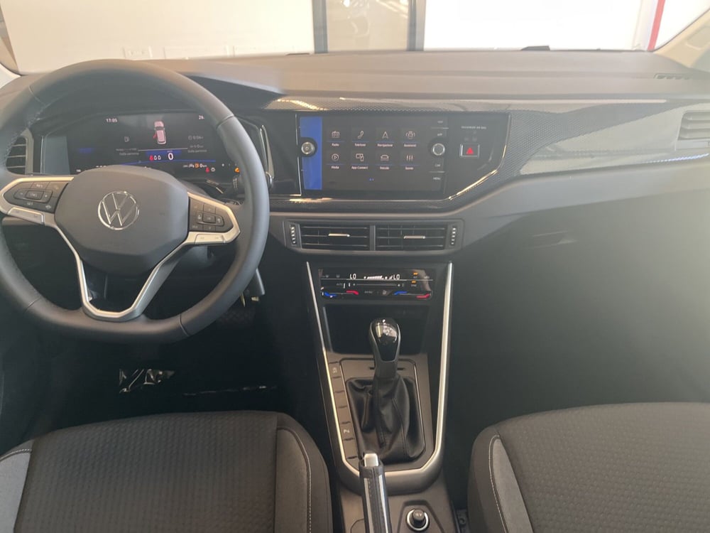 Volkswagen Polo nuova a Salerno (9)