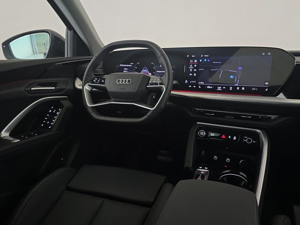 Audi Q5 Sportback nuova a Alessandria (11)