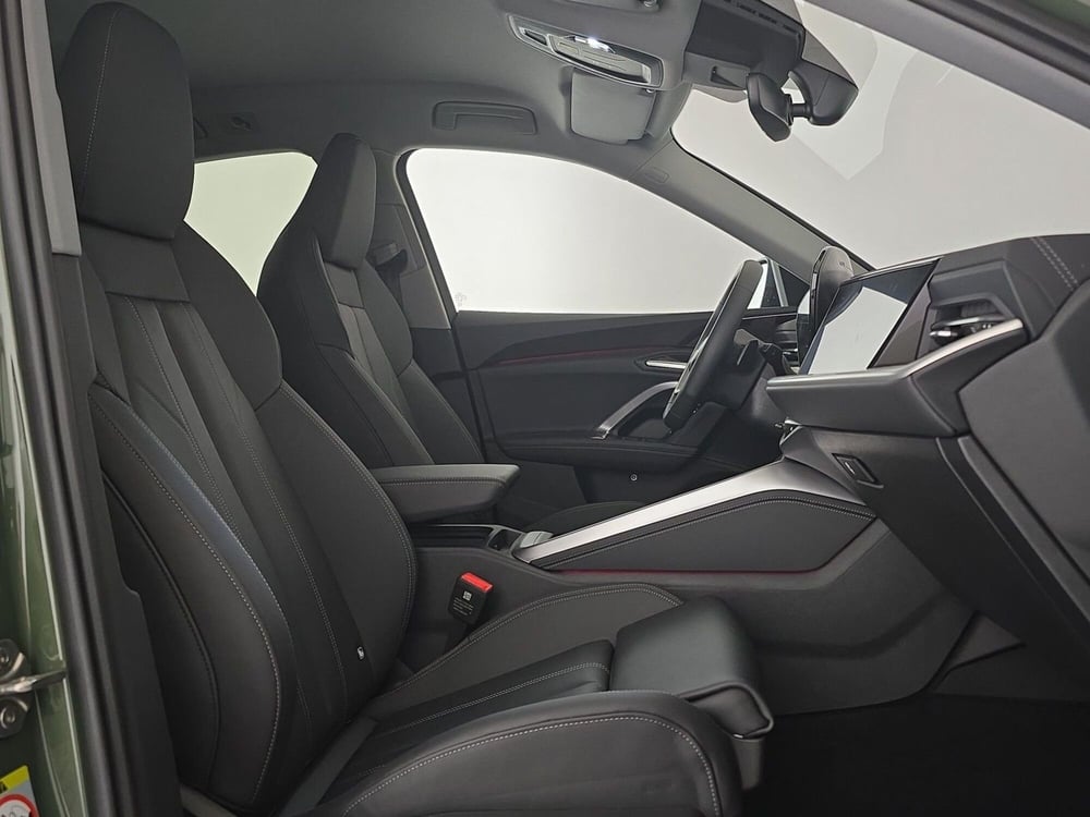 Audi Q5 Sportback nuova a Alessandria (14)