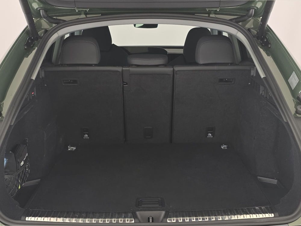 Audi Q5 Sportback nuova a Alessandria (9)