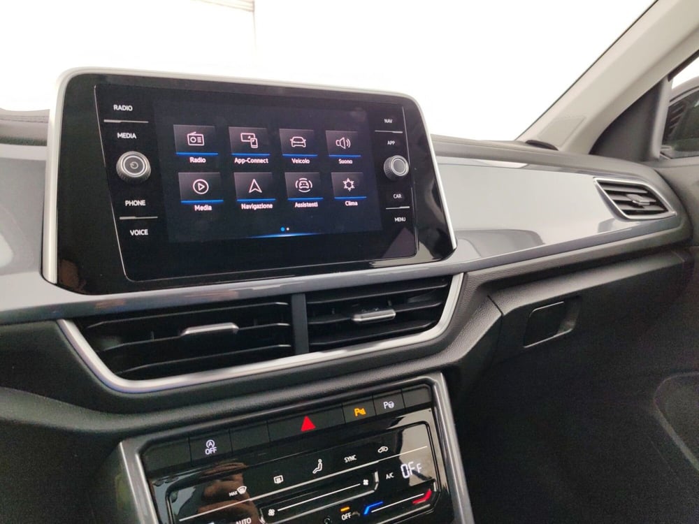 Volkswagen T-Roc usata a Massa-Carrara (12)