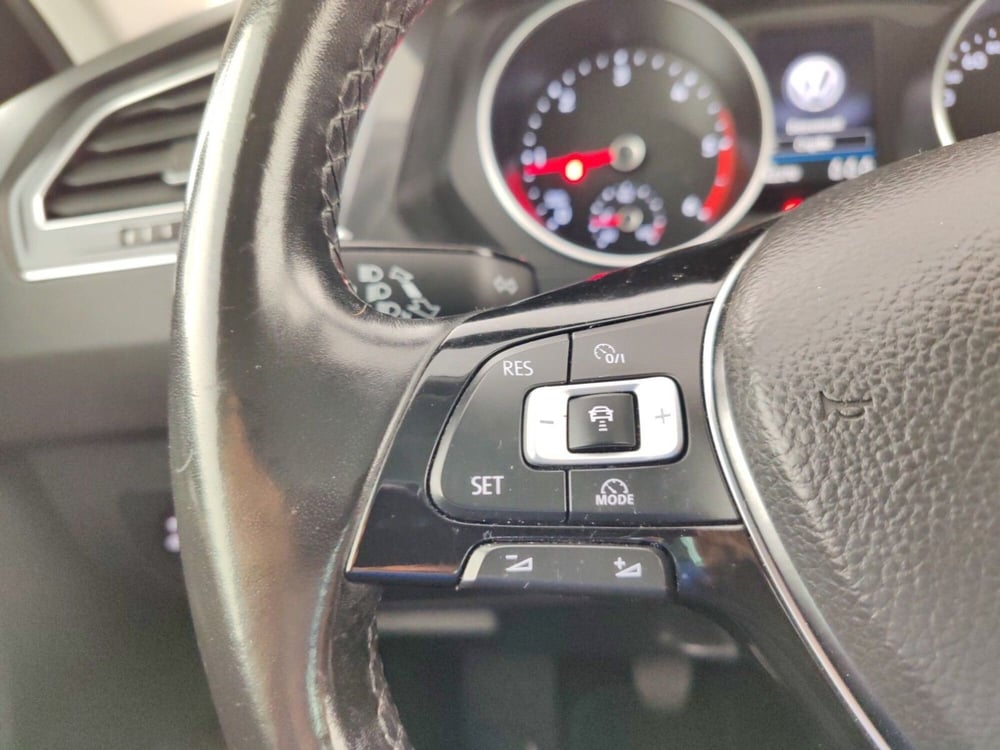 Volkswagen Tiguan usata a Massa-Carrara (15)