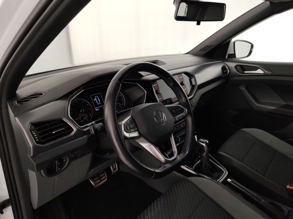 Volkswagen T-Cross usata a Massa-Carrara (8)