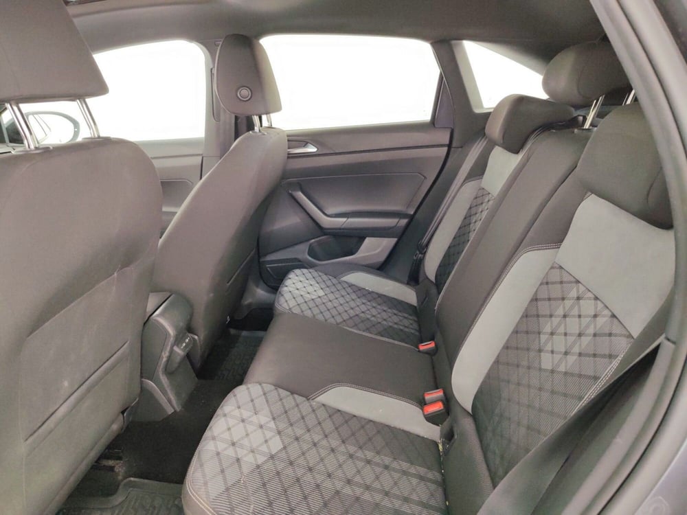 Volkswagen Taigo usata a Massa-Carrara (11)