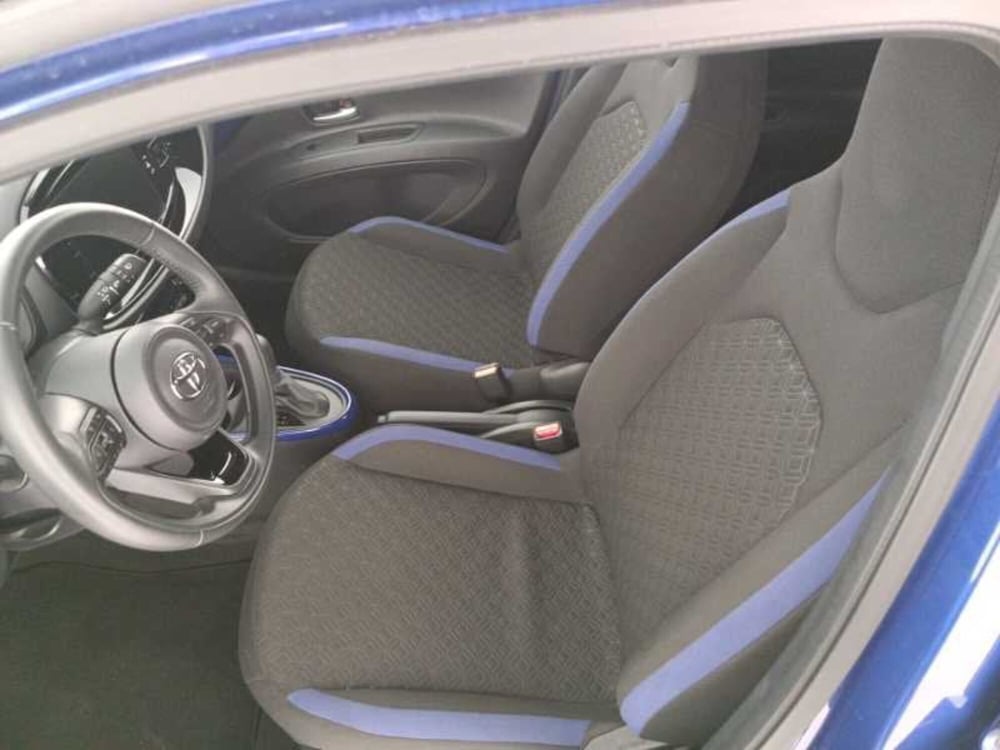 Toyota Aygo X usata a Treviso (11)