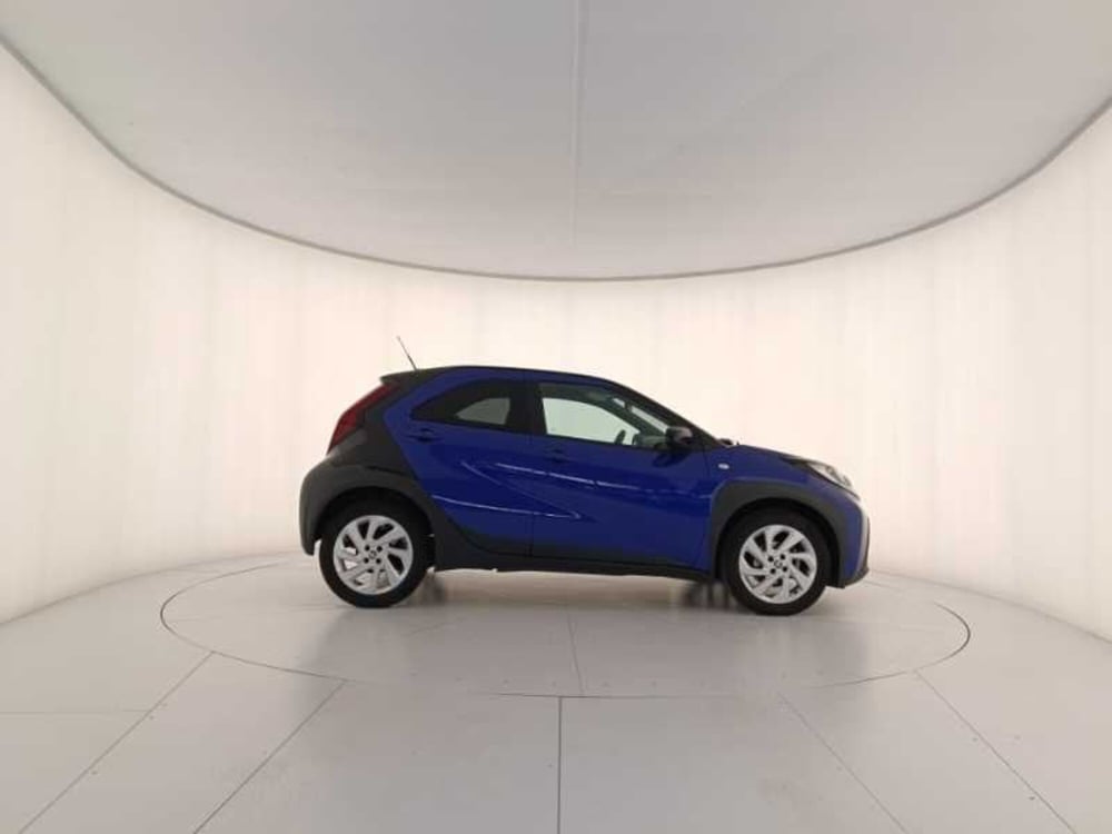 Toyota Aygo X usata a Treviso (7)