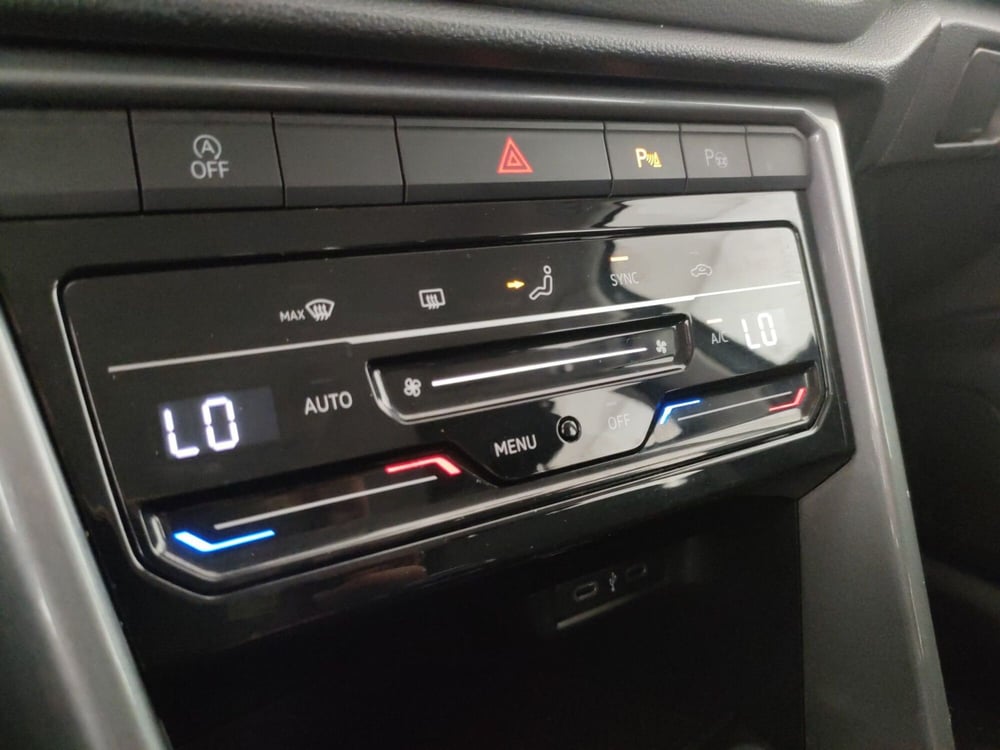 Volkswagen T-Roc usata a Napoli (20)