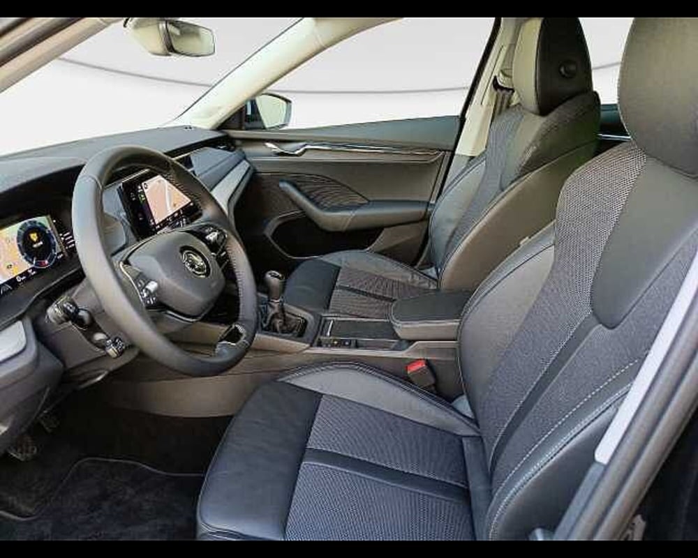 Skoda Octavia Station Wagon usata a Roma (8)