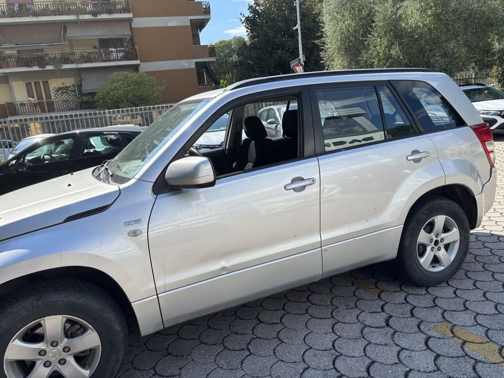 Suzuki Grand Vitara usata a Firenze (4)