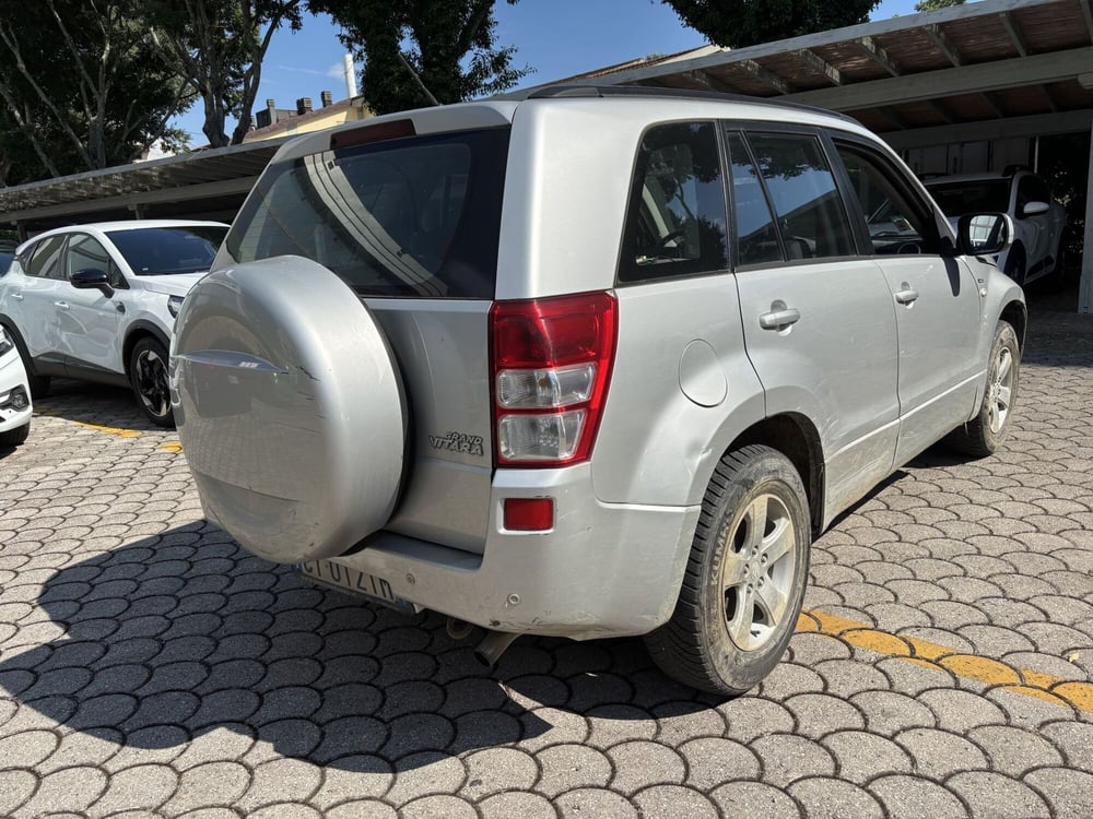 Suzuki Grand Vitara usata a Firenze (6)