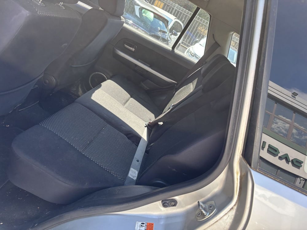 Suzuki Grand Vitara usata a Firenze (9)