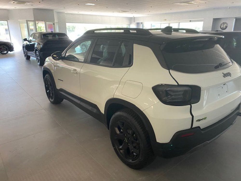 Jeep Avenger nuova a Benevento (11)