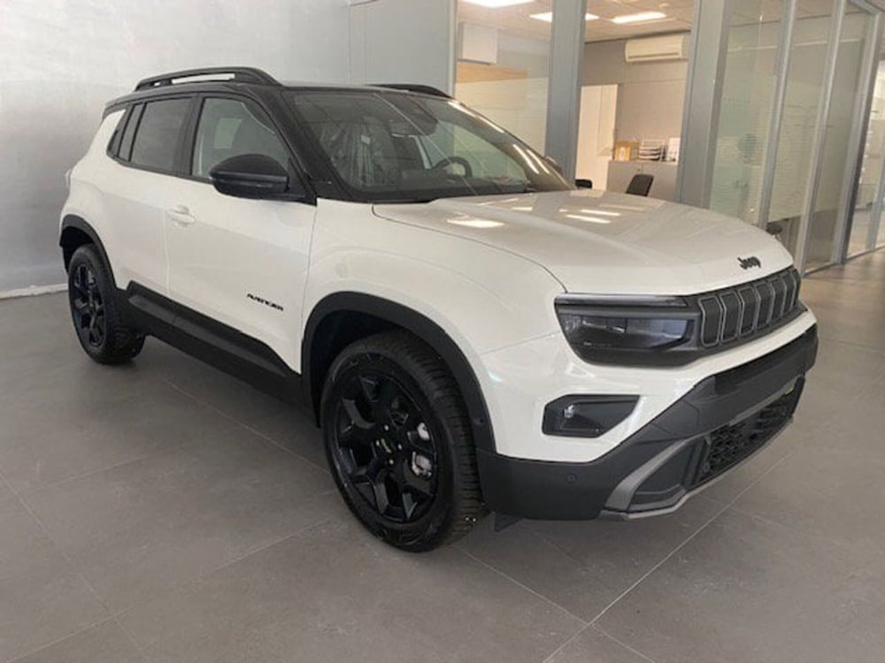 Jeep Avenger nuova a Benevento (12)