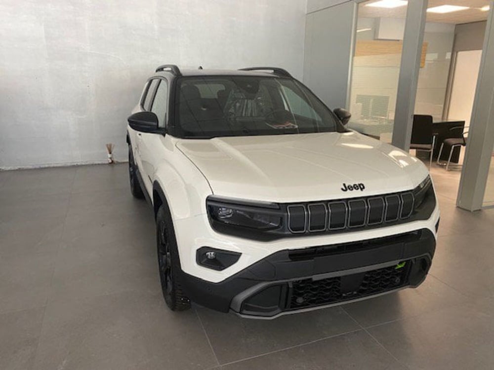 Jeep Avenger nuova a Benevento (5)