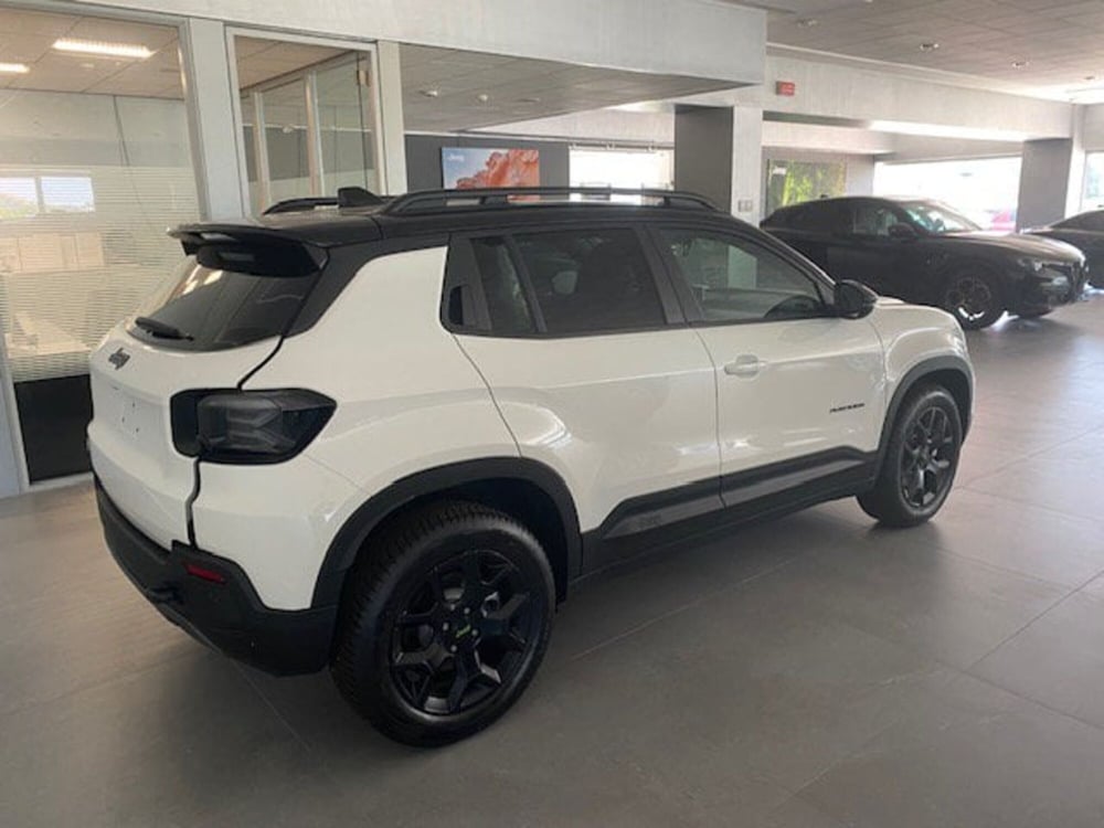 Jeep Avenger nuova a Benevento (7)