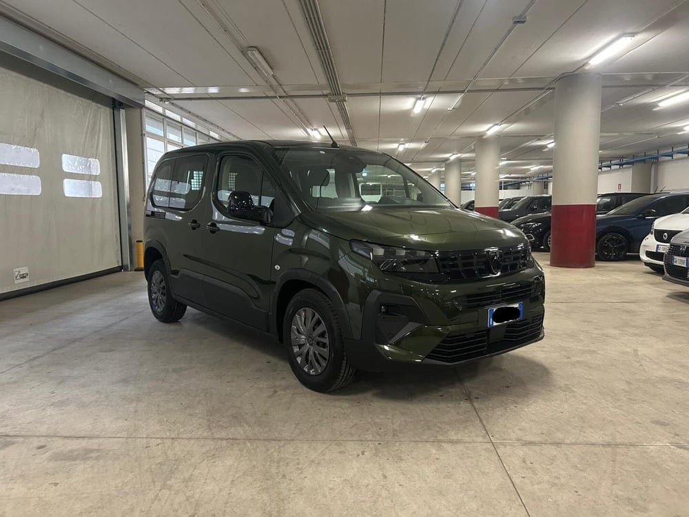 Peugeot Rifter nuova a Salerno (2)