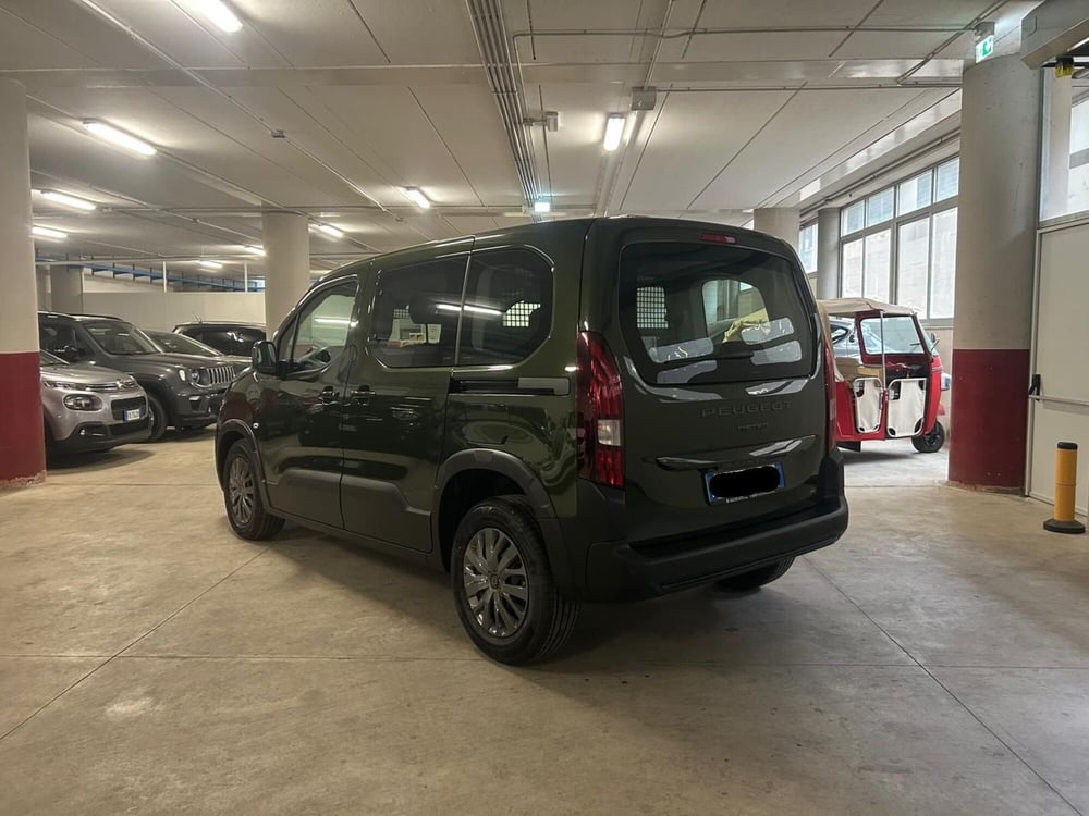 Peugeot Rifter nuova a Salerno (4)