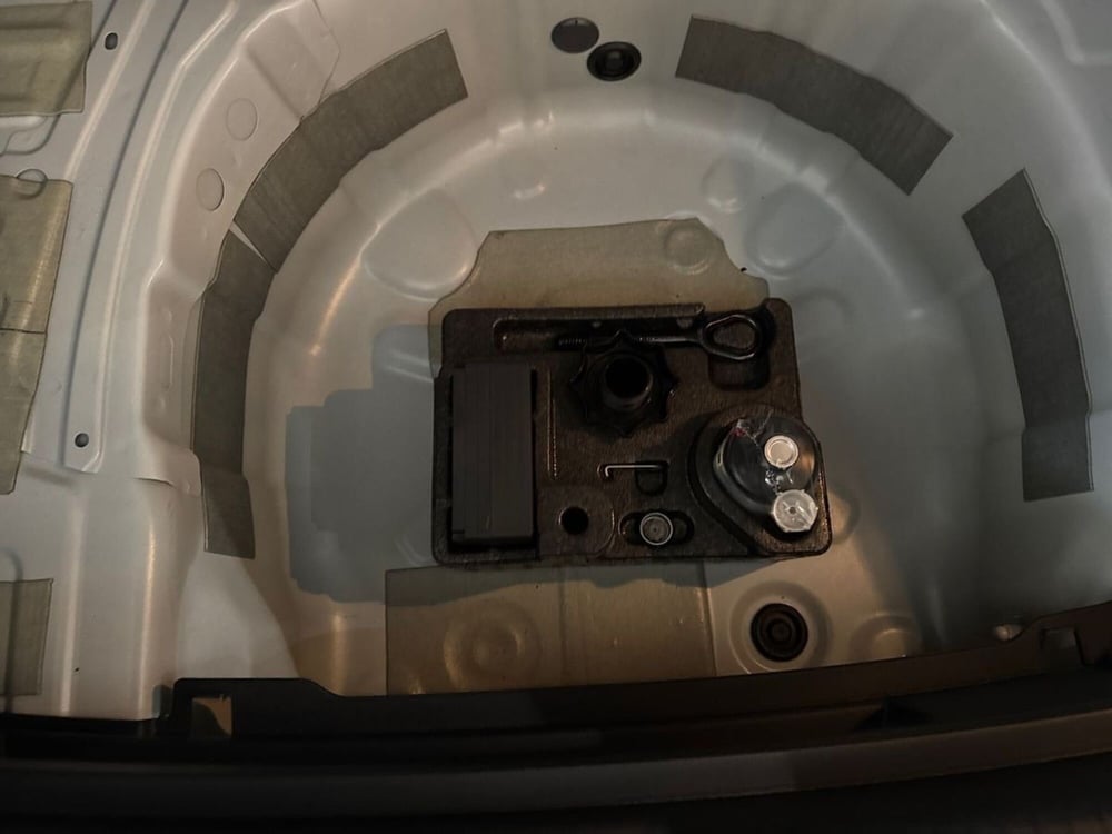 Volkswagen Polo nuova a Prato (16)