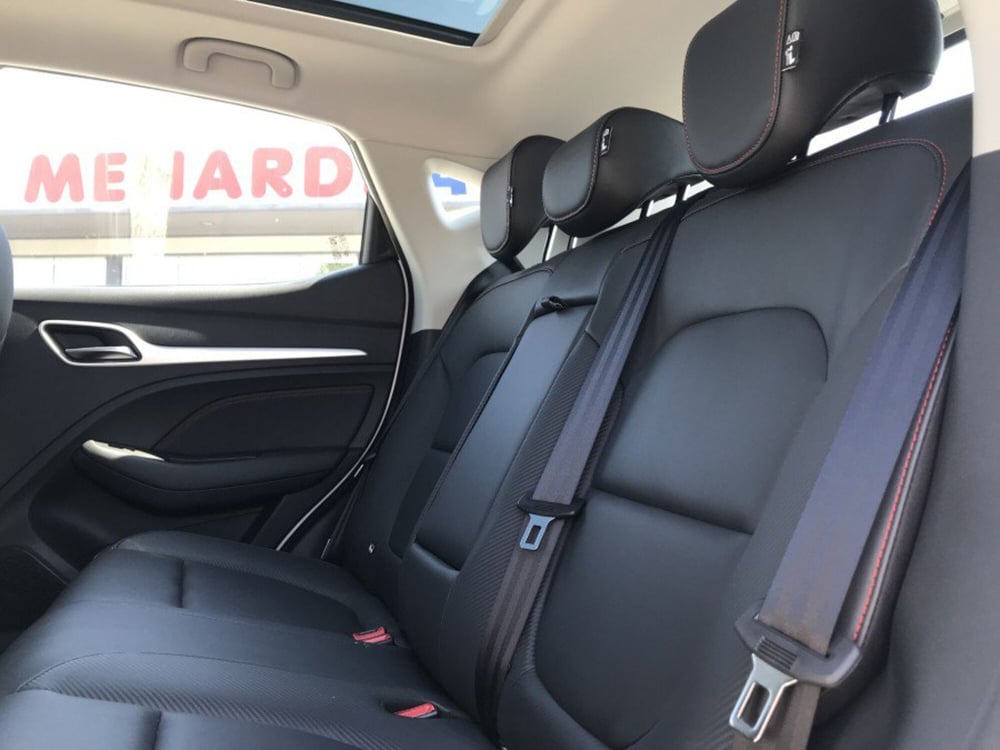 Mg ZS EV usata a Cuneo (7)