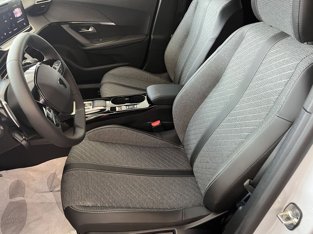 Peugeot 2008 usata a Rimini (16)