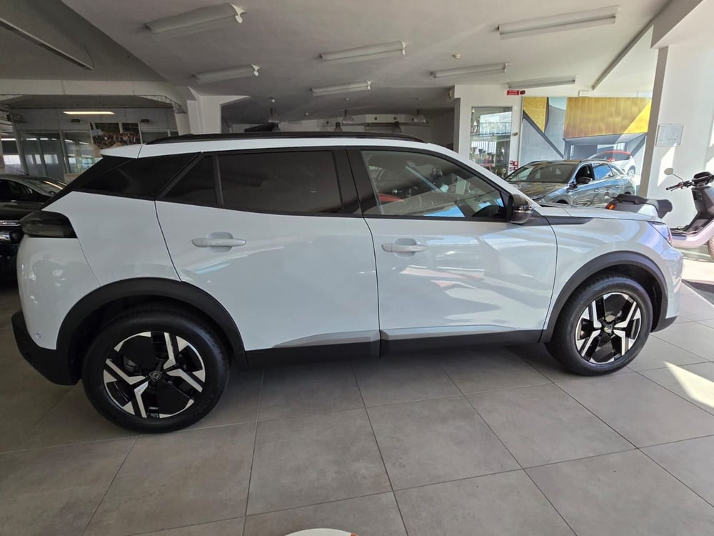 Peugeot 2008 usata a Rimini (3)