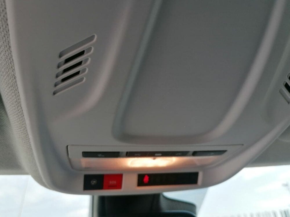 Opel Crossland usata a Milano (20)