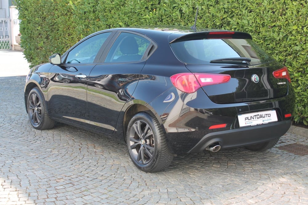 Alfa Romeo Giulietta usata a Cuneo (3)