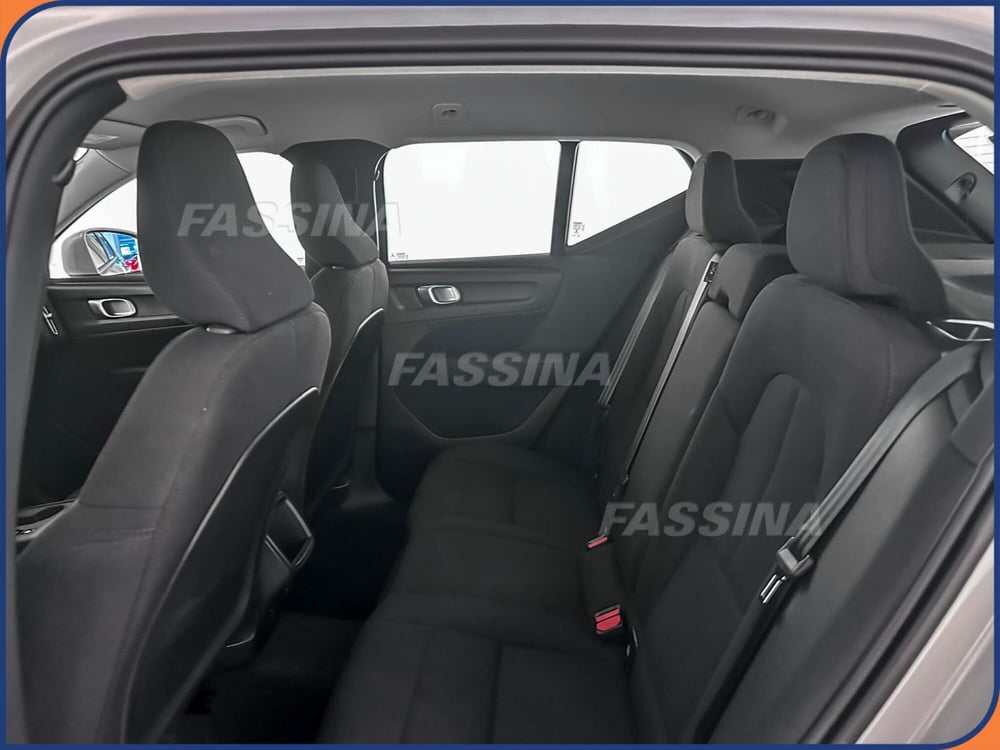 Volvo XC40 usata a Milano (11)