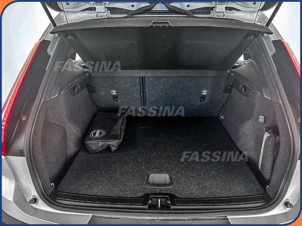 Volvo XC40 usata a Milano (12)