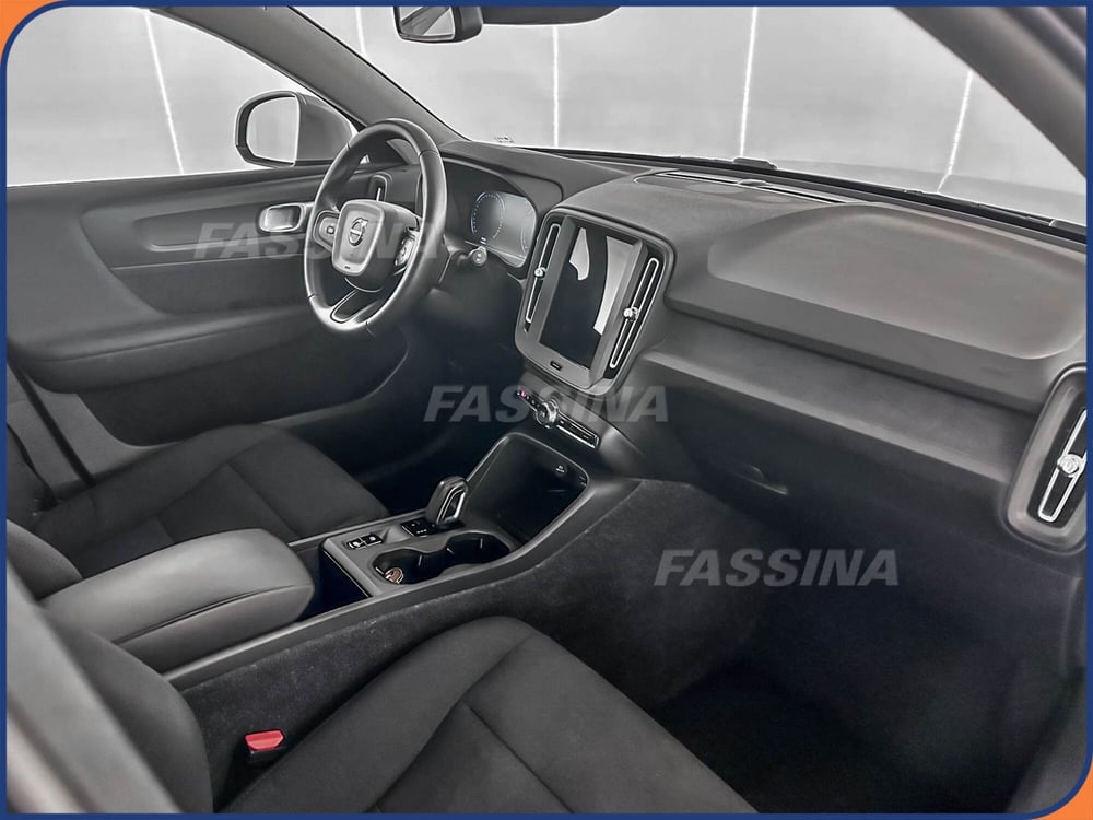 Volvo XC40 usata a Milano (13)