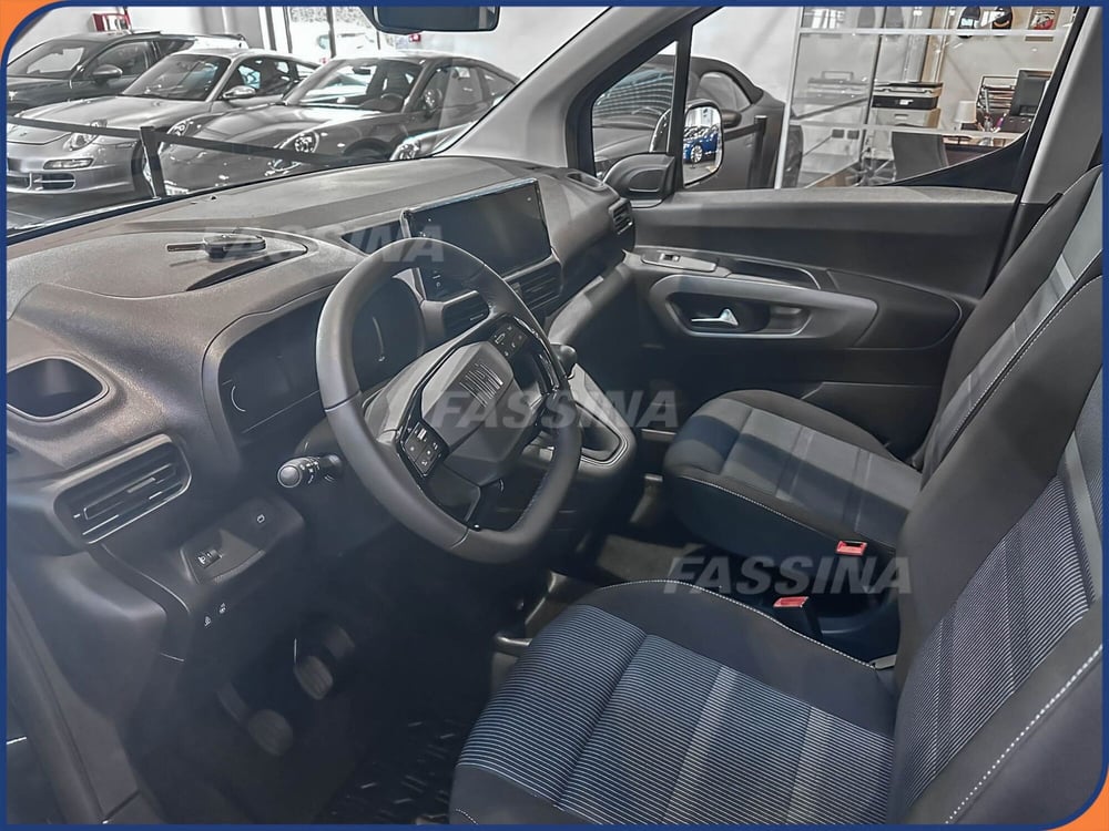 Fiat Doblò nuova a Milano (8)