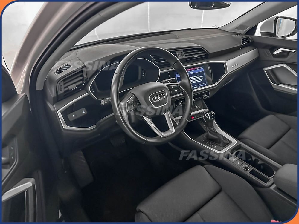 Audi Q3 Sportback usata a Milano (9)