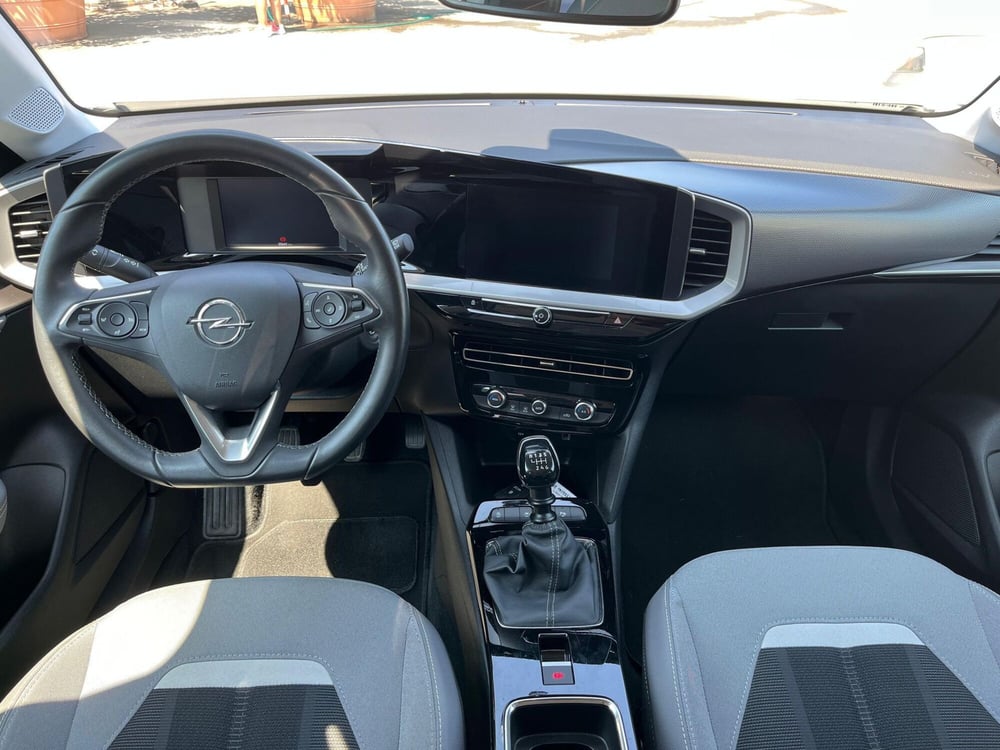 Opel Mokka usata a Lucca (12)