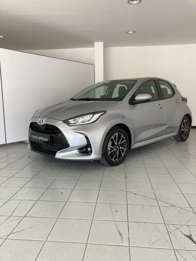 Toyota Yaris 1.5 Hybrid 5 porte Trend del 2021 usata a Barletta