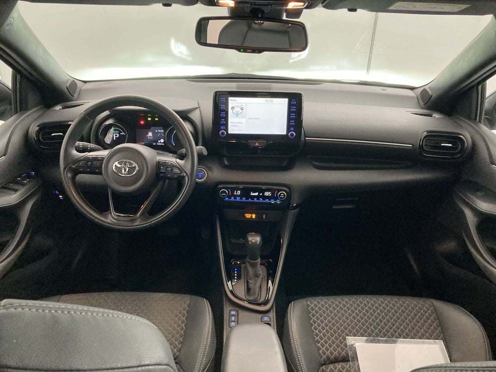 Toyota Yaris usata a Barletta-Andria-Trani (5)