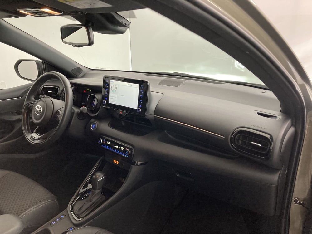 Toyota Yaris usata a Barletta-Andria-Trani (6)