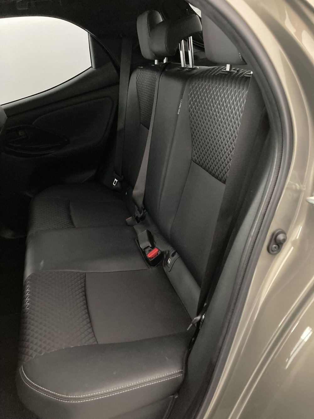 Toyota Yaris usata a Barletta-Andria-Trani (7)