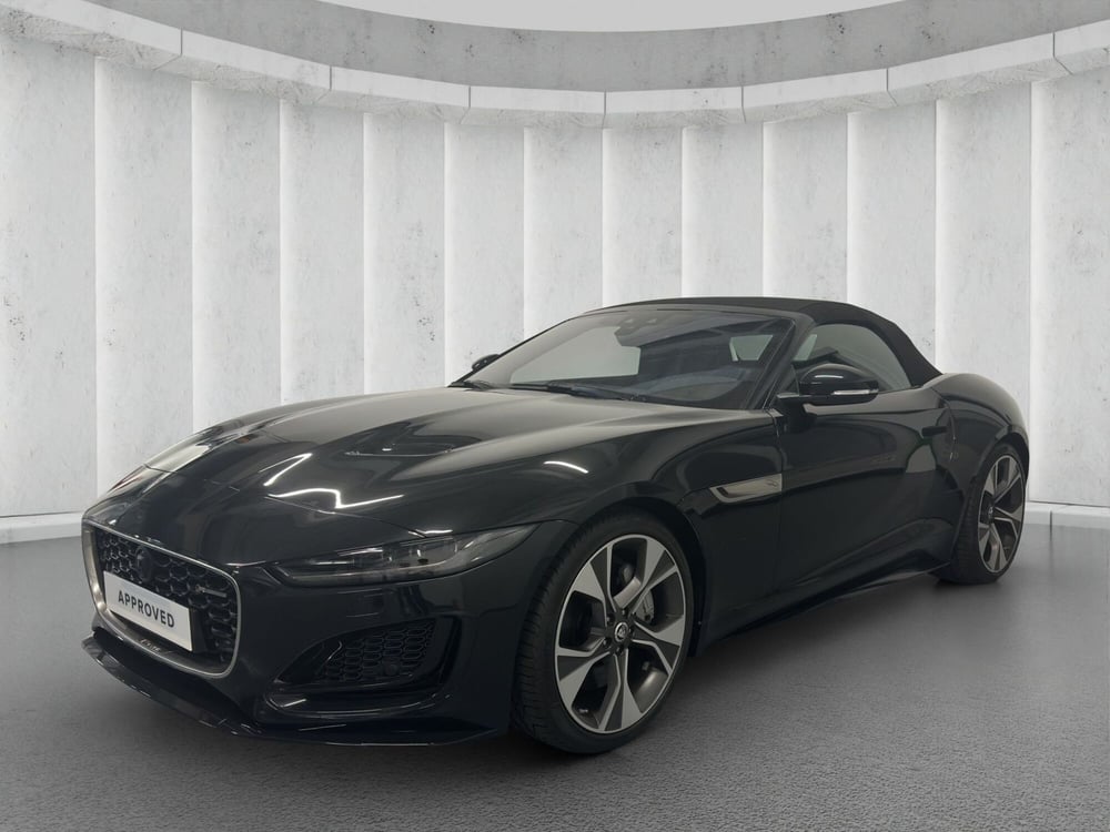 Jaguar F-Type Cabrio nuova a Milano