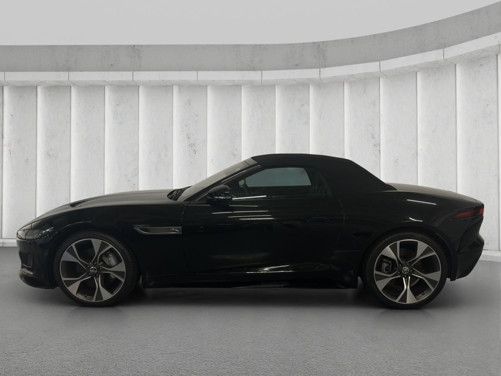 Jaguar F-Type Cabrio nuova a Milano (15)