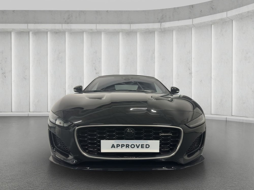 Jaguar F-Type Cabrio nuova a Milano (8)