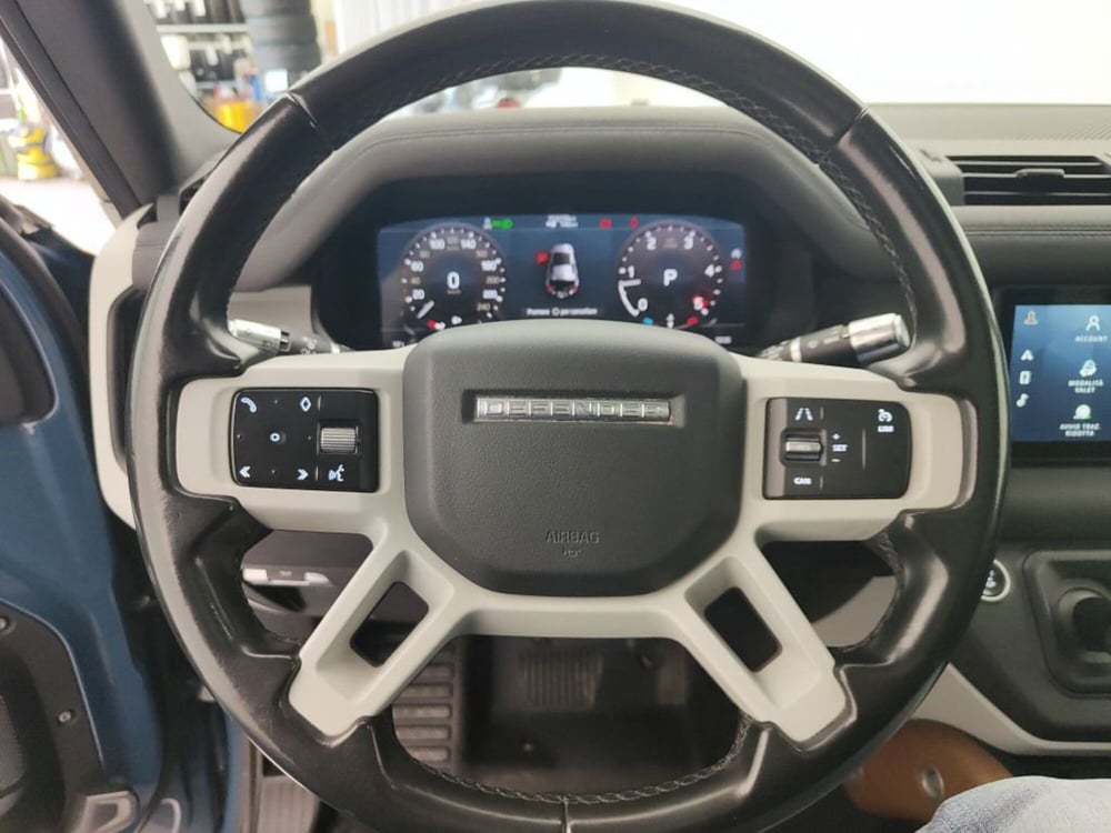 Land Rover Defender usata a Ragusa (10)