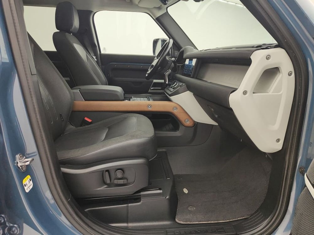 Land Rover Defender usata a Ragusa (4)