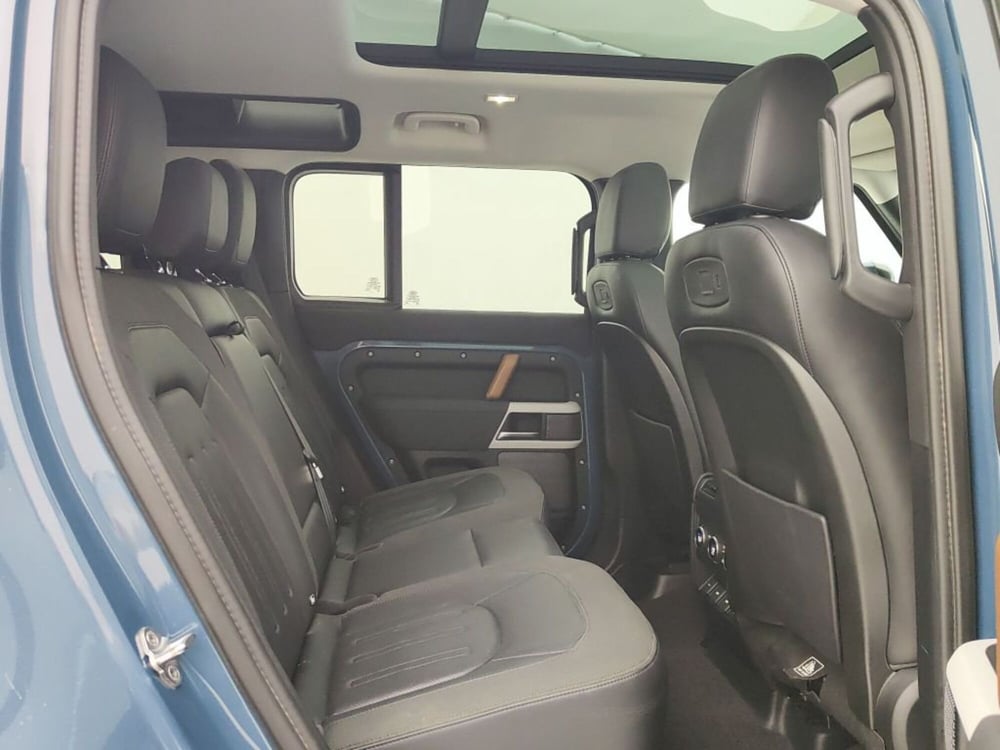 Land Rover Defender usata a Ragusa (5)
