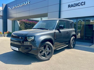 Land Rover Defender 90 3.0d i6 mhev X-Dynamic HSE awd 300cv auto del 2023 usata a Bari