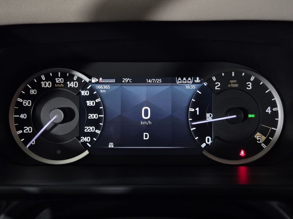 Land Rover Defender usata a Torino (10)