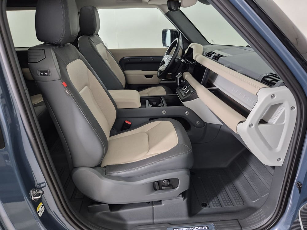 Land Rover Defender usata a Torino (3)